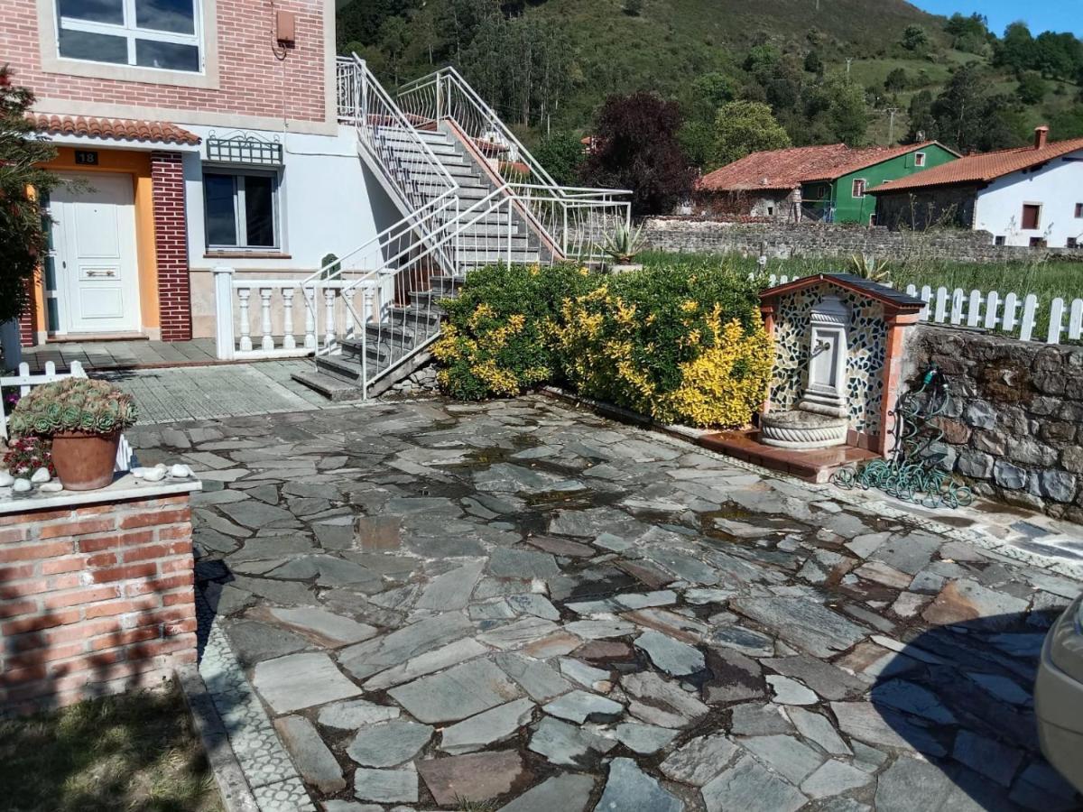 Vivienda Turistica Volvere Santiurde de Toranzo Exterior foto