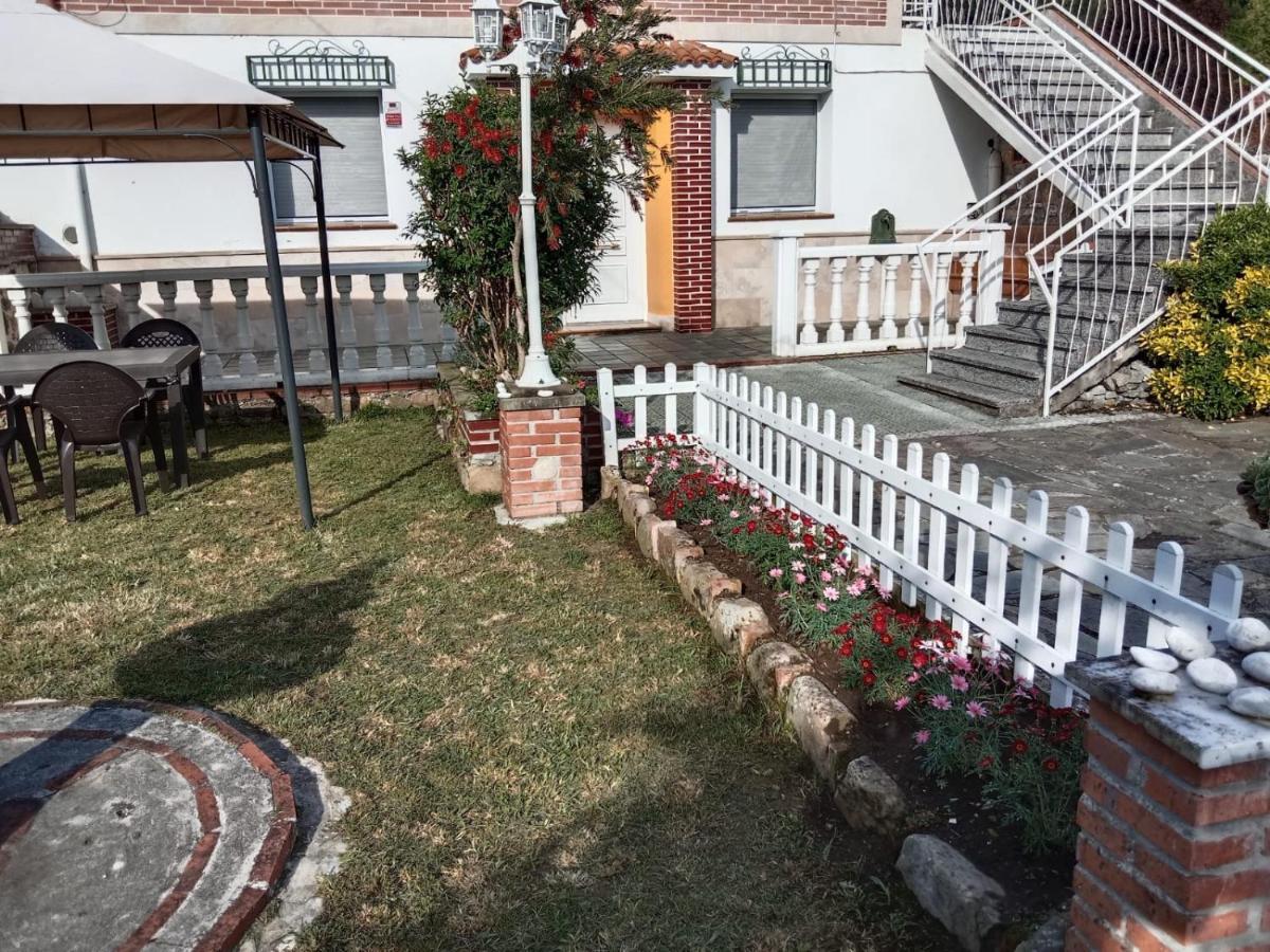 Vivienda Turistica Volvere Santiurde de Toranzo Exterior foto